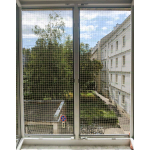 Siatka ochronna na okno dla kota