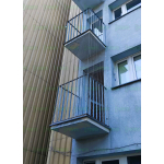 MONTAŻ SIATKI OCHRONNEJ NA BALKONIE