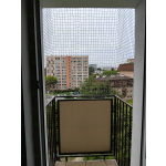 Montaż siatki zabezpieczającej na balkon bez wiercenia