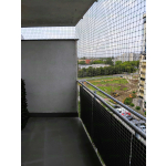 Siatka na balkon dla kota z montażem