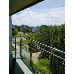 Bezinwazyjny Montaż siatki zabezpieczającej na balkon przed gołębiami Warszawa