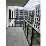 Wzmocniona siatka drutem na balkon dla kota montaż bez wiercenia