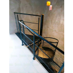 Siatki na chody z montażem